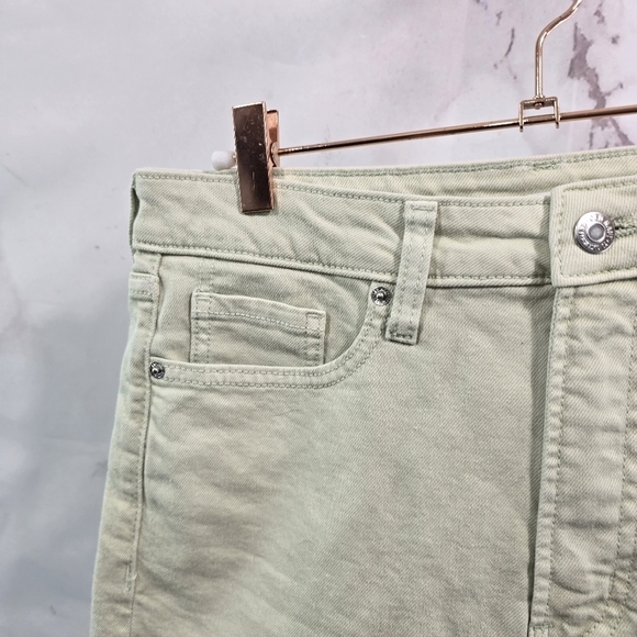 Old Navy Shorts Womens 8 Green High Rise OG Valganna Mom Light Mint Denim Jean - Picture 2 of 11